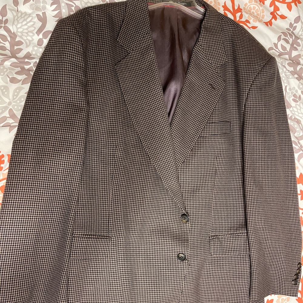 Men’s sport coat. Great condition 48L